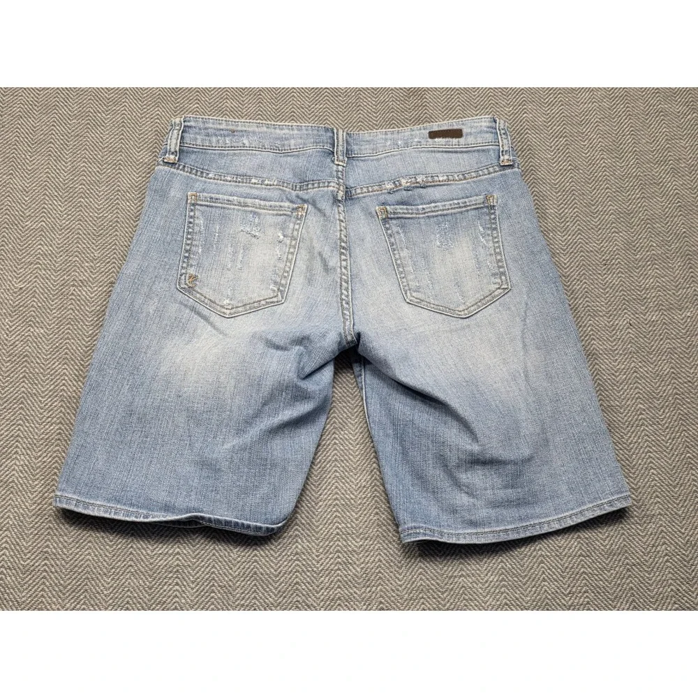Kut from the Kloth Women Light Wash Distressed Denim Shorts Size 4 Stretch Blue